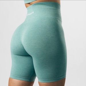 Alphalete High Rise Seamless Biker Shorts